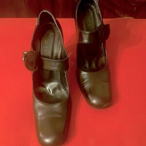 GFF vintage leather strap shoes